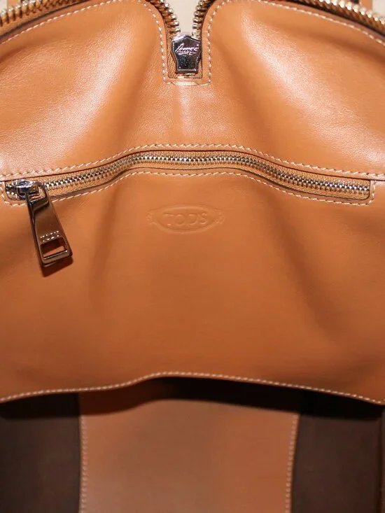 Tod's Di Swing Shopping Tote - Picture 11 of 16